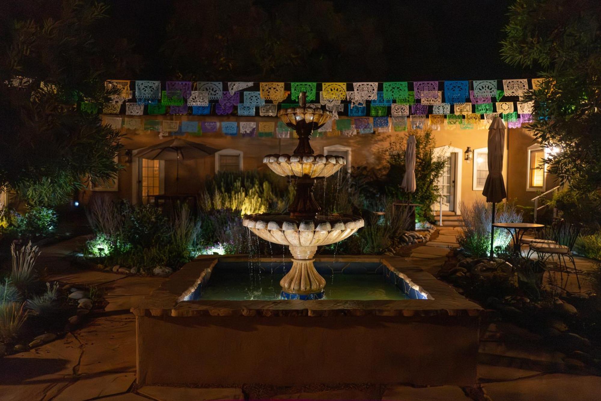 Dos Hermanas Casita 8 Downtown Courtyard Patio Santa Fe Exterior foto
